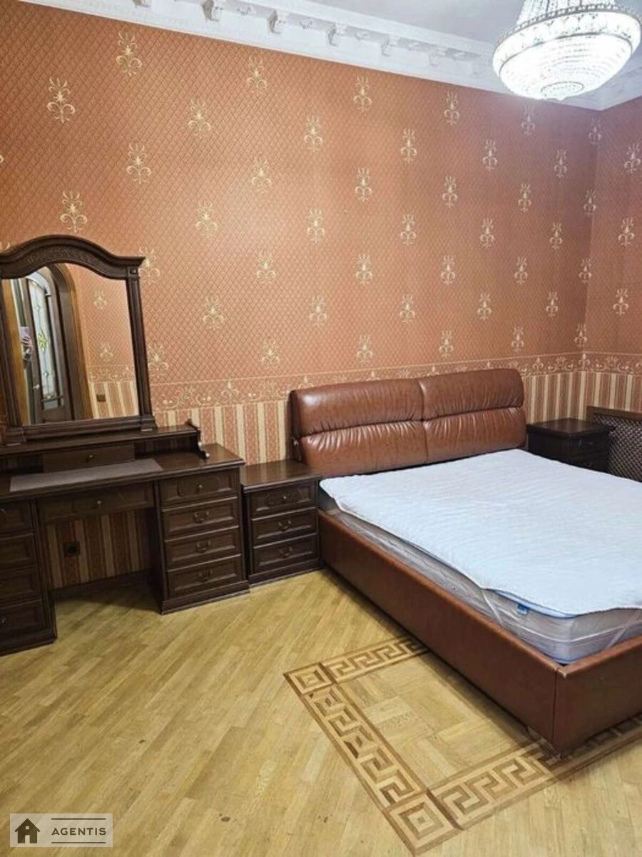 Apartment for rent 2 rooms, 81 m², 3rd fl./5 floors. 105, Saksaganskogo 105, Kyiv. 