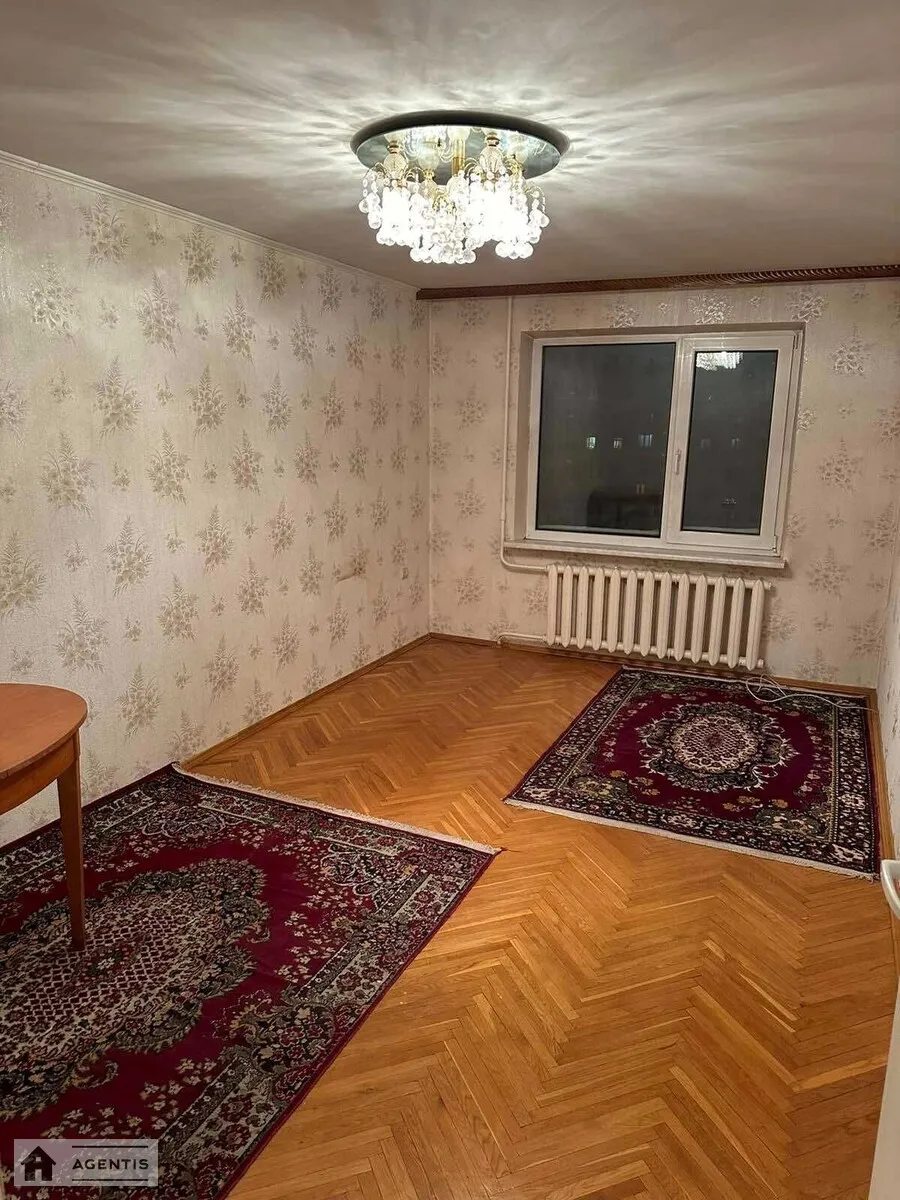 Apartment for rent 3 rooms, 70 m², 8th fl./16 floors. 19, Romana Ratushnoho vul. Volhohradska, Kyiv. 