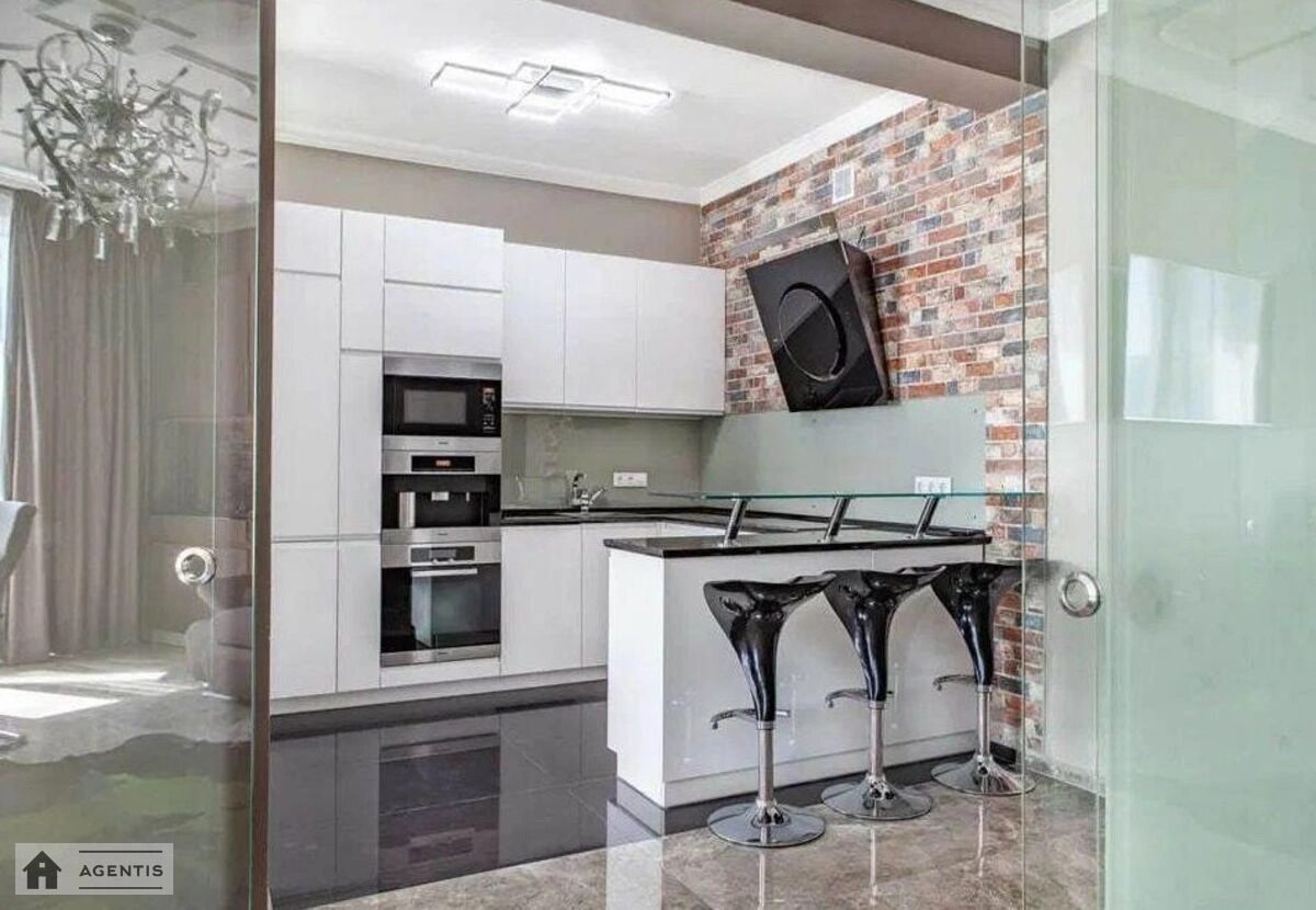 Сдам квартиру 2 комнаты, 65 m², 16 эт./30 этажей. 37, Саксаганского 37, Киев. 