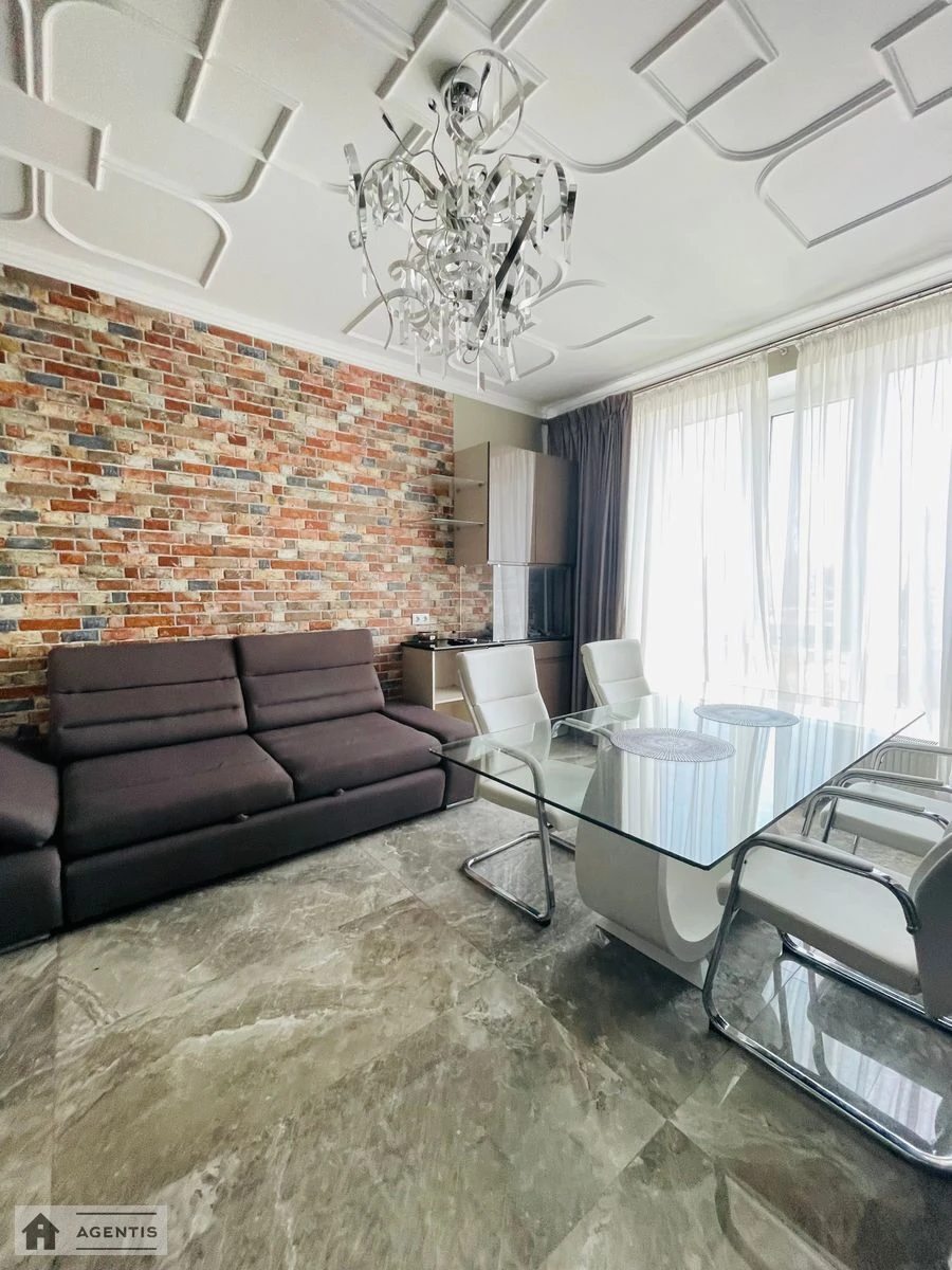 Сдам квартиру 2 комнаты, 65 m², 16 эт./30 этажей. 37, Саксаганского 37, Киев. 