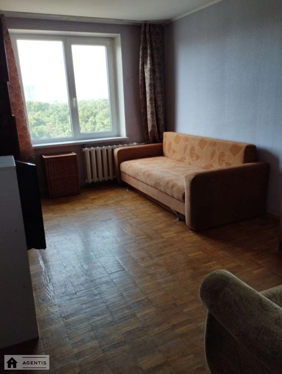 Apartment for rent 3 rooms, 74 m², 8th fl./16 floors. Dniprovskyy rayon, Kyiv. 