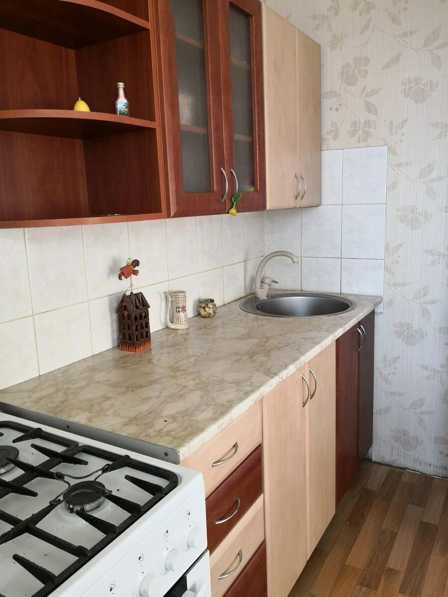 Сдам квартиру 1 комната, 36 m², 7 эт./9 этажей. 34, Оболонский 34, Киев. 