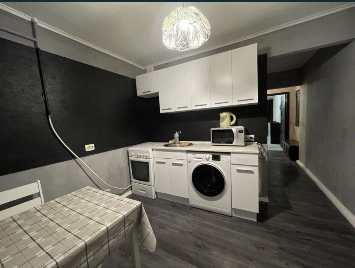 Сдам квартиру 1 комната, 36 m², 1 эт./16 этажей. Андрія Малишка вул., Киев. 