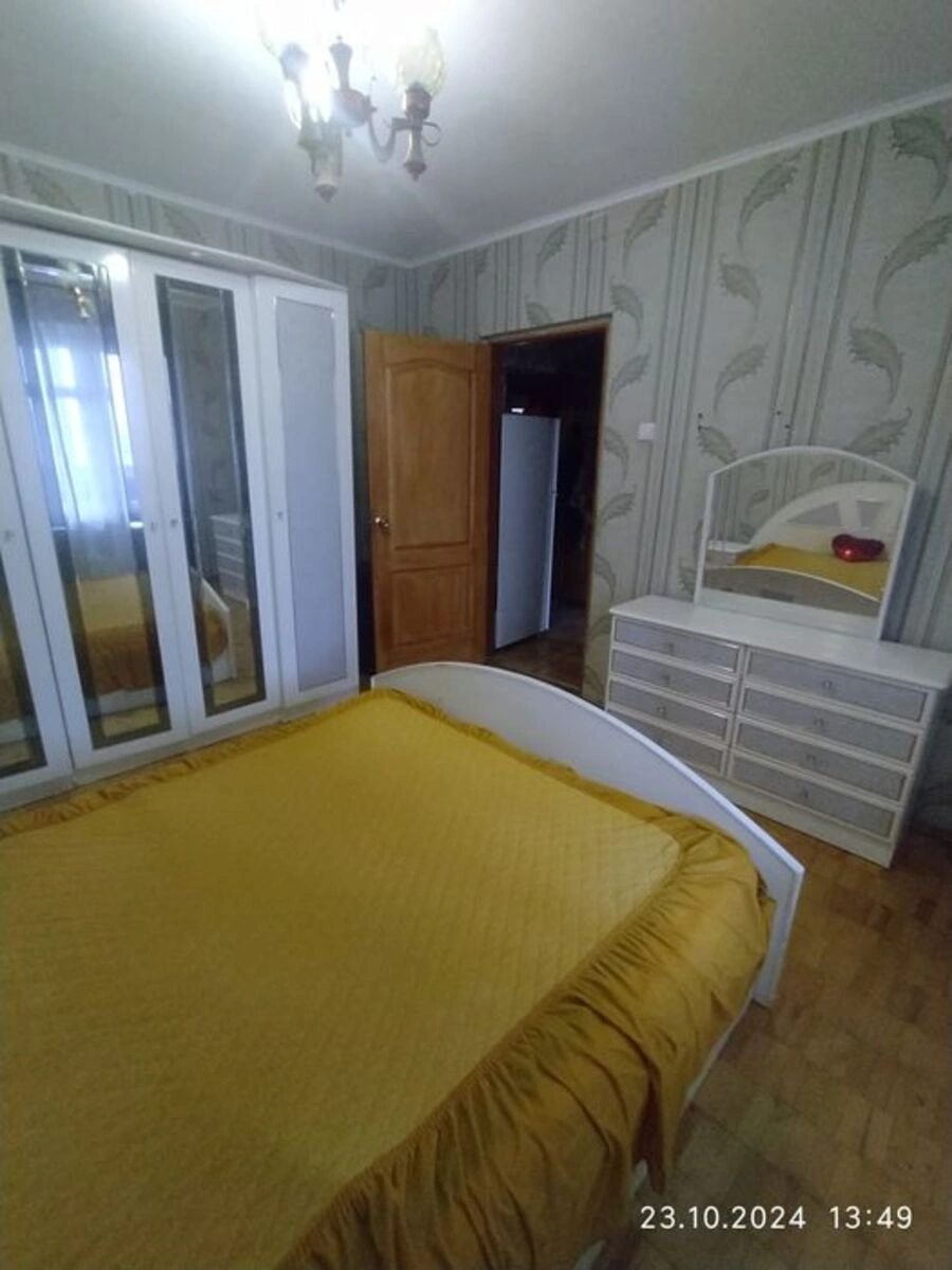 Apartment for rent 3 rooms, 79 m², 10th fl./16 floors. Onore de Balzaka vul., Kyiv. 