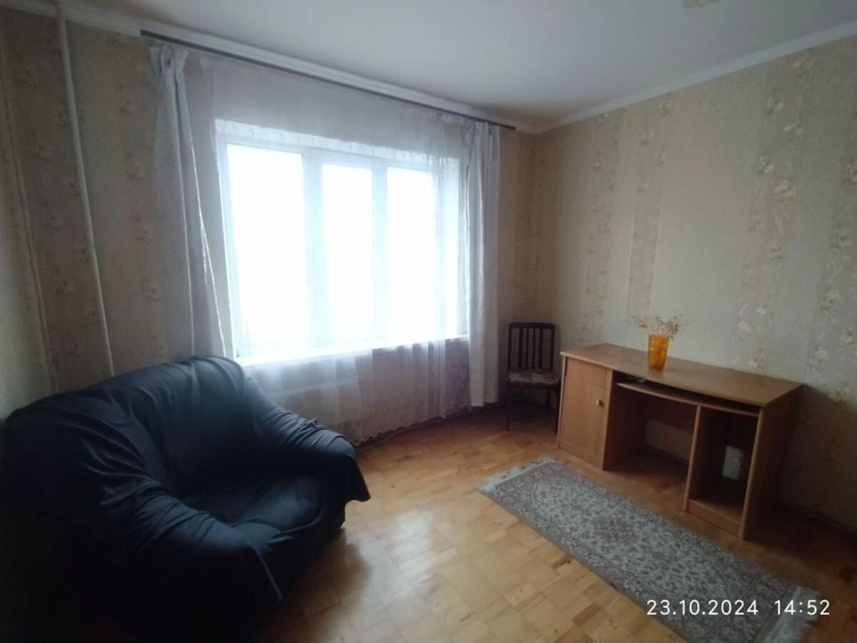 Apartment for rent 3 rooms, 79 m², 10th fl./16 floors. Onore de Balzaka vul., Kyiv. 