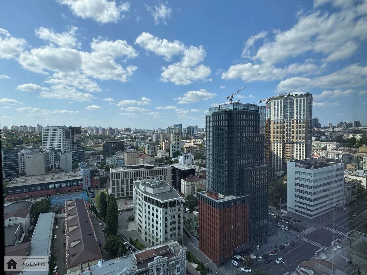 Apartment for rent 4 rooms, 243 m², 21st fl./29 floors. 72, Velyka Vaselkivska 72, Kyiv. 