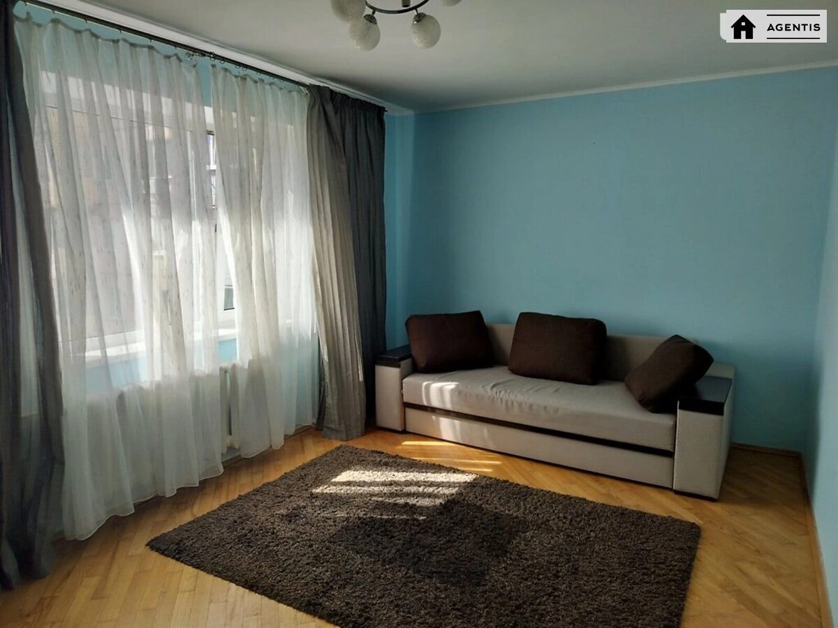 Apartment for rent 2 rooms, 65 m², 8th fl./18 floors. 3, Vyshnyakivska 3, Kyiv. 