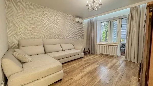 Сдам квартиру 2 комнаты, 65 m², 2 эт./25 этажей. 31, Анни Ахматової вул., Киев. 