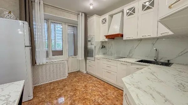 Сдам квартиру 2 комнаты, 65 m², 2 эт./25 этажей. 31, Анни Ахматової вул., Киев. 