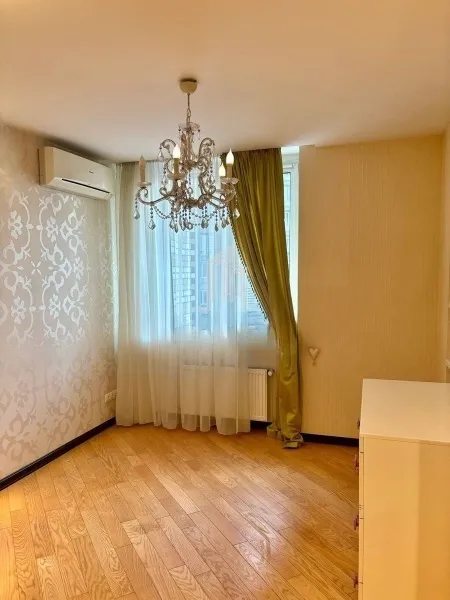 Сдам квартиру 3 комнаты, 95 m², 15 эт./24 этажа. 22, Петра Григоренка просп., Киев. 