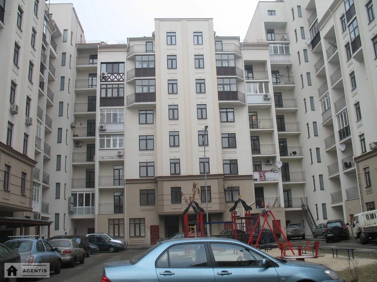 Apartment for rent 4 rooms, 155 m², 4th fl./8 floors. 30, Schekavytcka 30, Kyiv. 