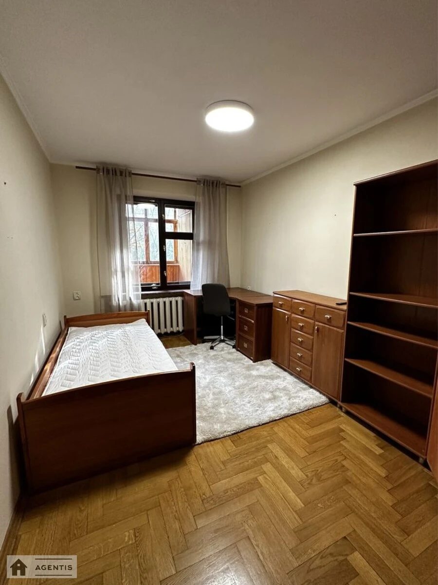 Apartment for rent 4 rooms, 81 m², 3rd fl./9 floors. 27, Heroyiv polku Azov vul., Kyiv. 