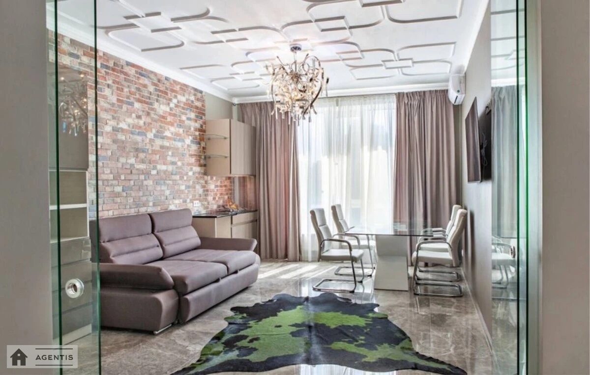 Apartment for rent 2 rooms, 65 m², 16th fl./30 floors. Saksaganskogo, Kyiv. 