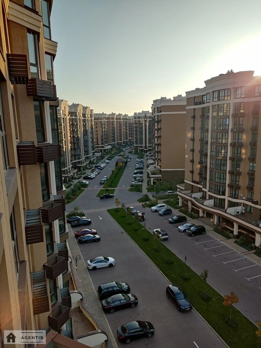 Сдам квартиру 1 комната, 39 m², 8 эт./10 этажей. Яблунева , Софиевская Борщаговка. 