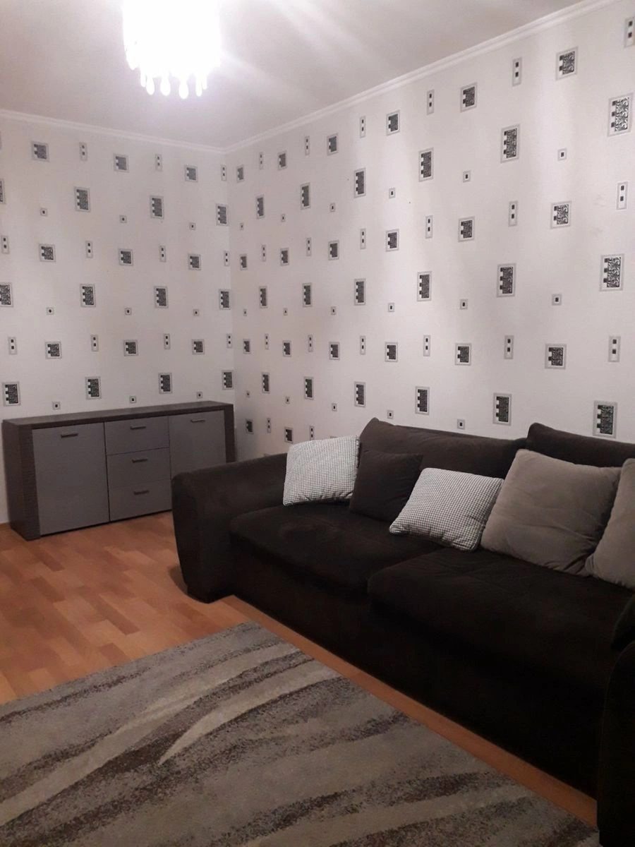 Здам квартиру 1 кімната, 45 m², 6 пов./14 поверхів. Федора Ернста вул., Київ. 