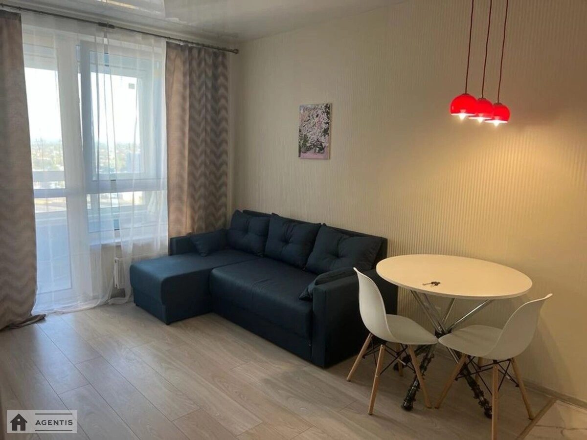 Сдам квартиру 1 комната, 45 m², 13 эт./24 этажа. Заречная, Киев. 