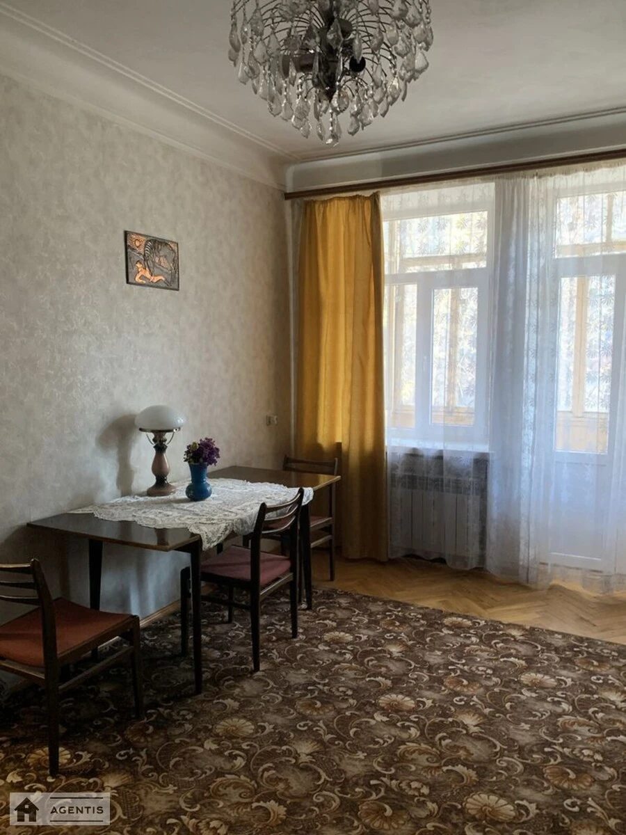 Apartment for rent 1 room, 39 m², 2nd fl./5 floors. Svyatoshynskyy rayon, Kyiv. 