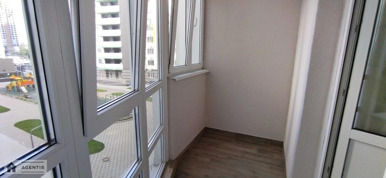 Здам квартиру 1 кімната, 38 m², 3 пов./24 поверхи. 190, Харківське 190, Київ. 