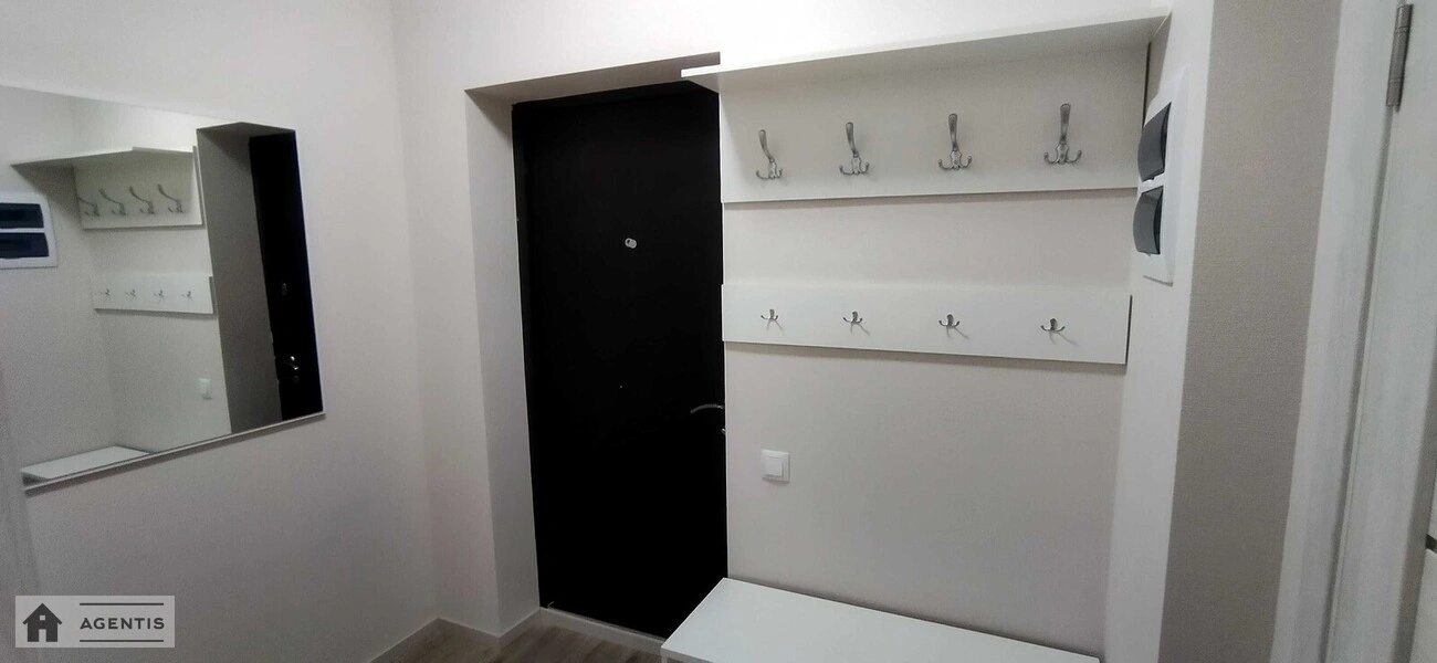 Здам квартиру 1 кімната, 38 m², 3 пов./24 поверхи. 190, Харківське 190, Київ. 