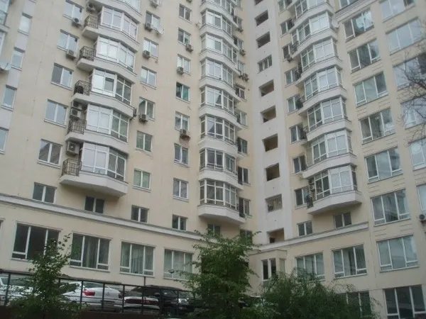 Здам квартиру 4 кімнати, 158 m², 17 пов./25 поверхів. 52, Січових Стрільців 52, Київ. 