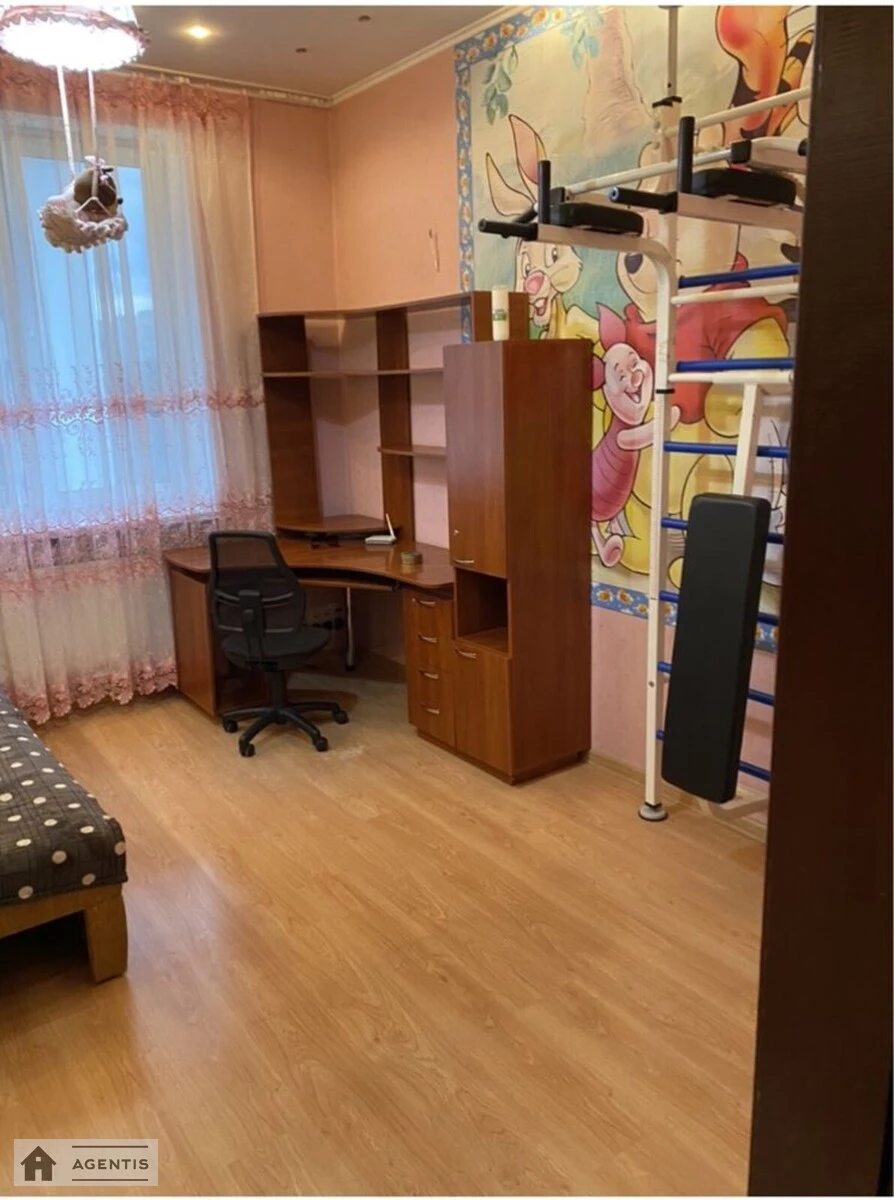 Здам квартиру 2 кімнати, 52 m², 5 пов./5 поверхів. 6, Юрія Пасхаліна вул. (Ілліча), Київ. 