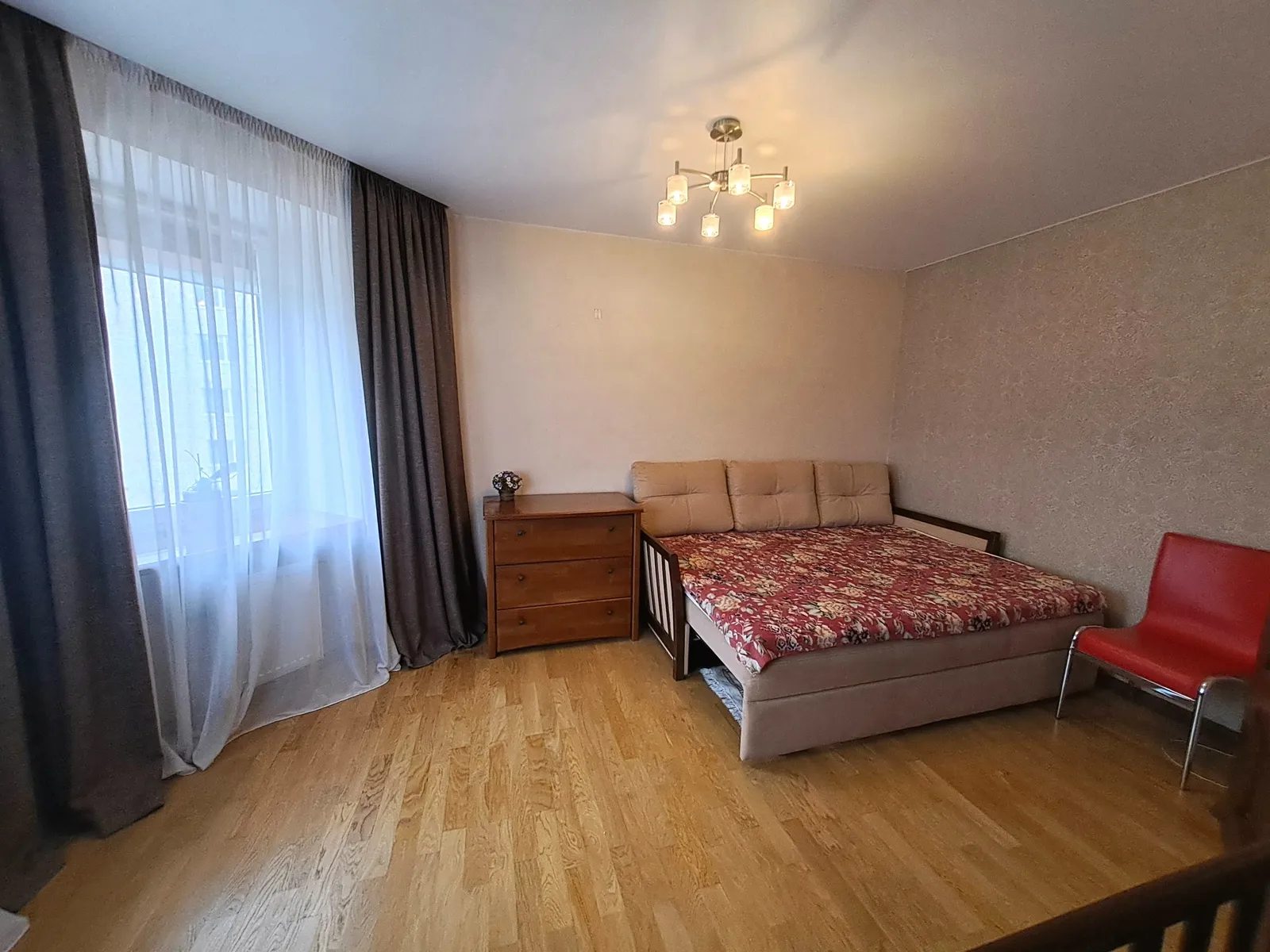 Продаж квартири 3 кімнати, 91 m², 4 пов./5 поверхів. 16, Вербицького М. вул., Тернопіль. 