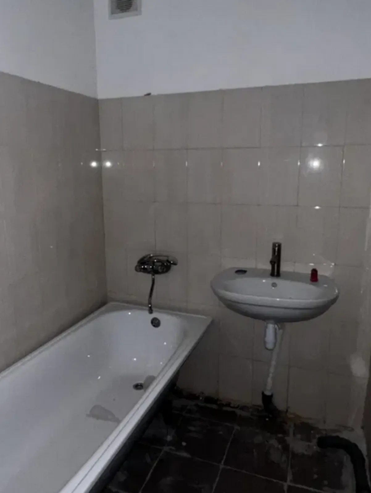 Apartments for sale. 3 rooms, 75 m², 6th floor/9 floors. Bam, Ternopil. 