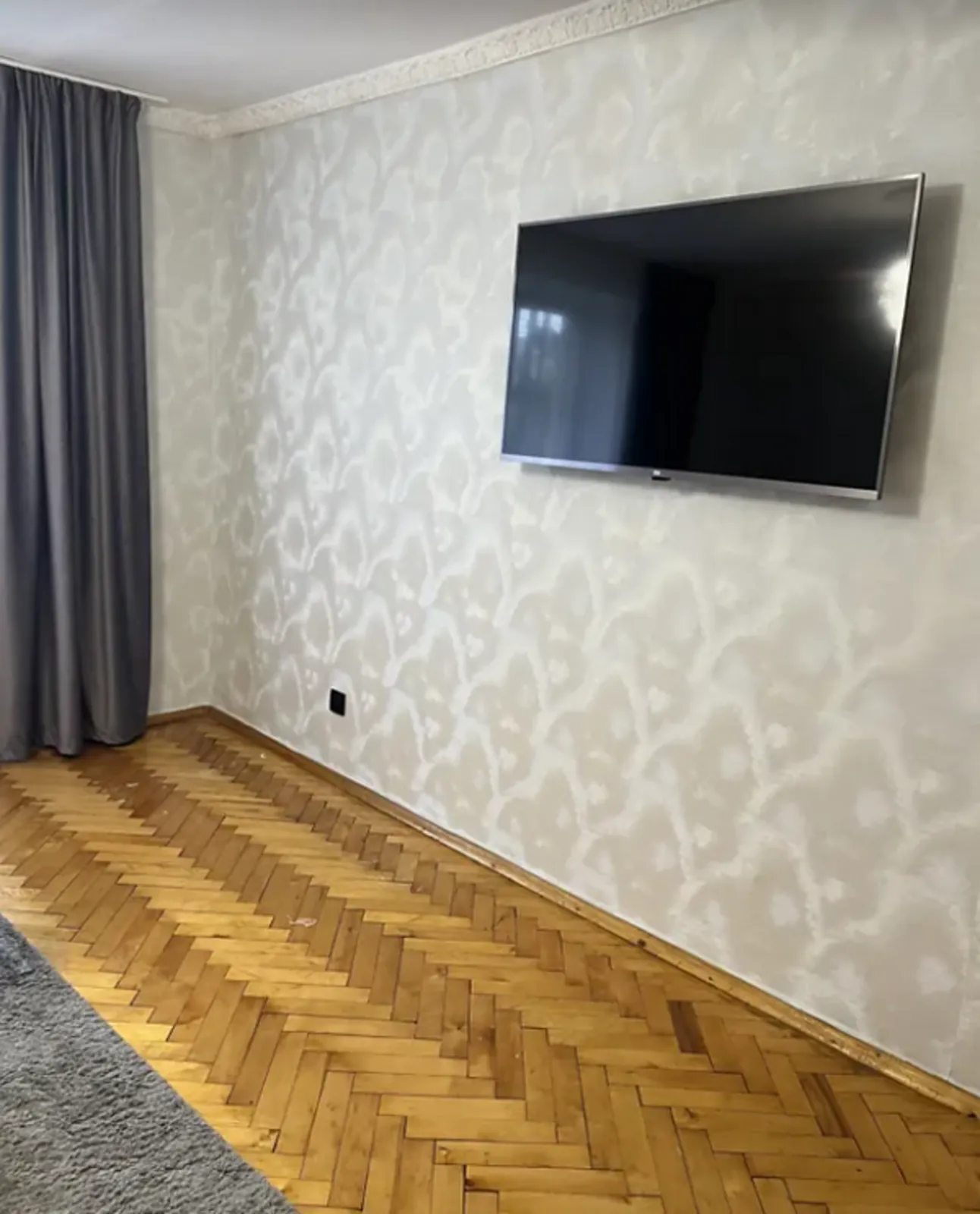 Продаж квартири 3 кімнати, 70 m², 4 пов./9 поверхів. Бам, Тернопіль. 