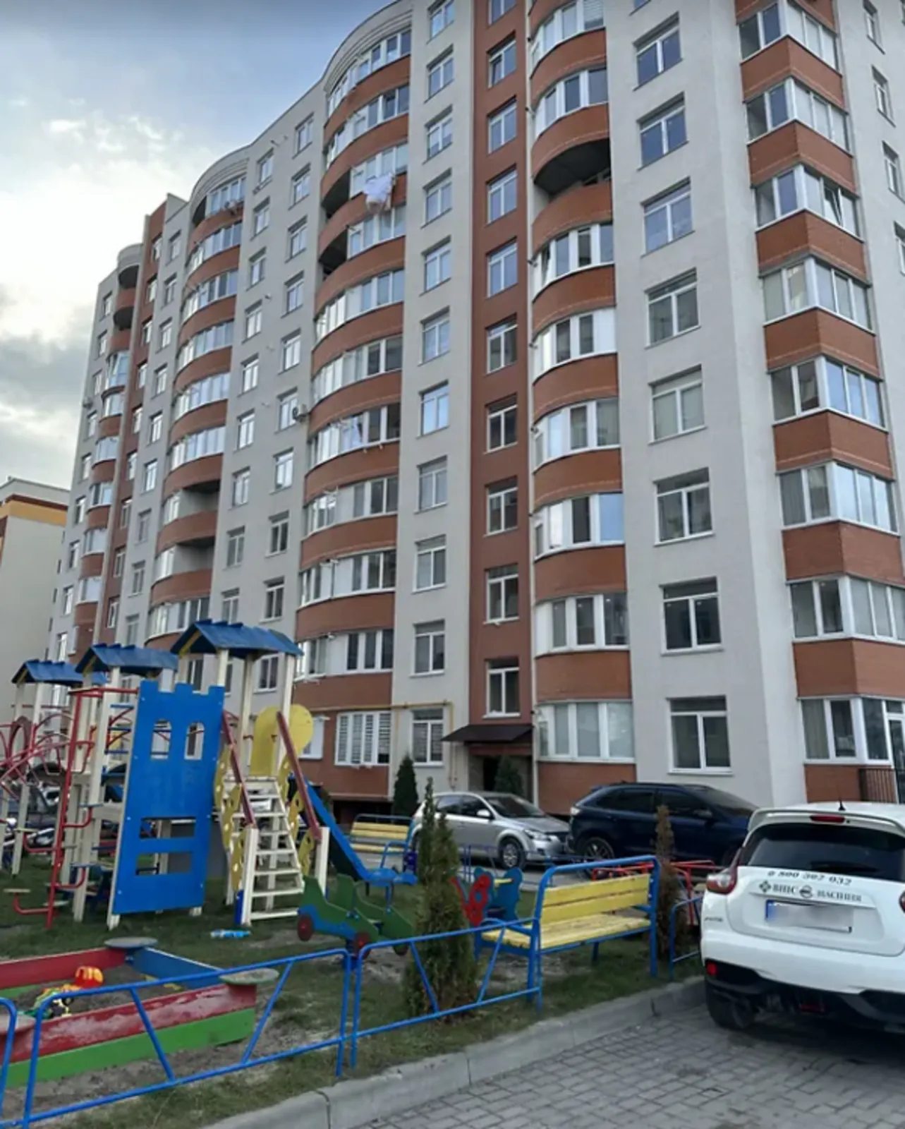 Apartments for sale. 2 rooms, 68 m², 8th floor/10 floors. Bam, Ternopil. 