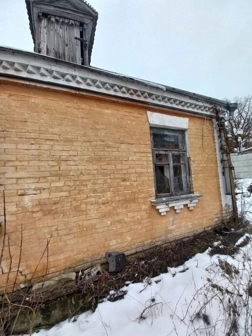 House for sale. 4 rooms, 90 m², 1 floor. Provulok Komunalnyy, Vasylkiv. 