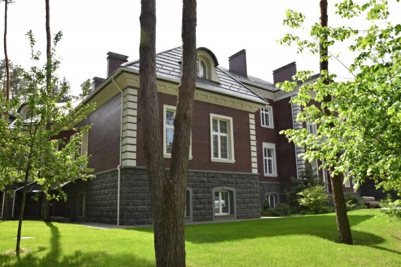 House for sale. 20 rooms, 3600 m², 4 floors. 1, Prestyzhnaya, Koncha Zaspa. 