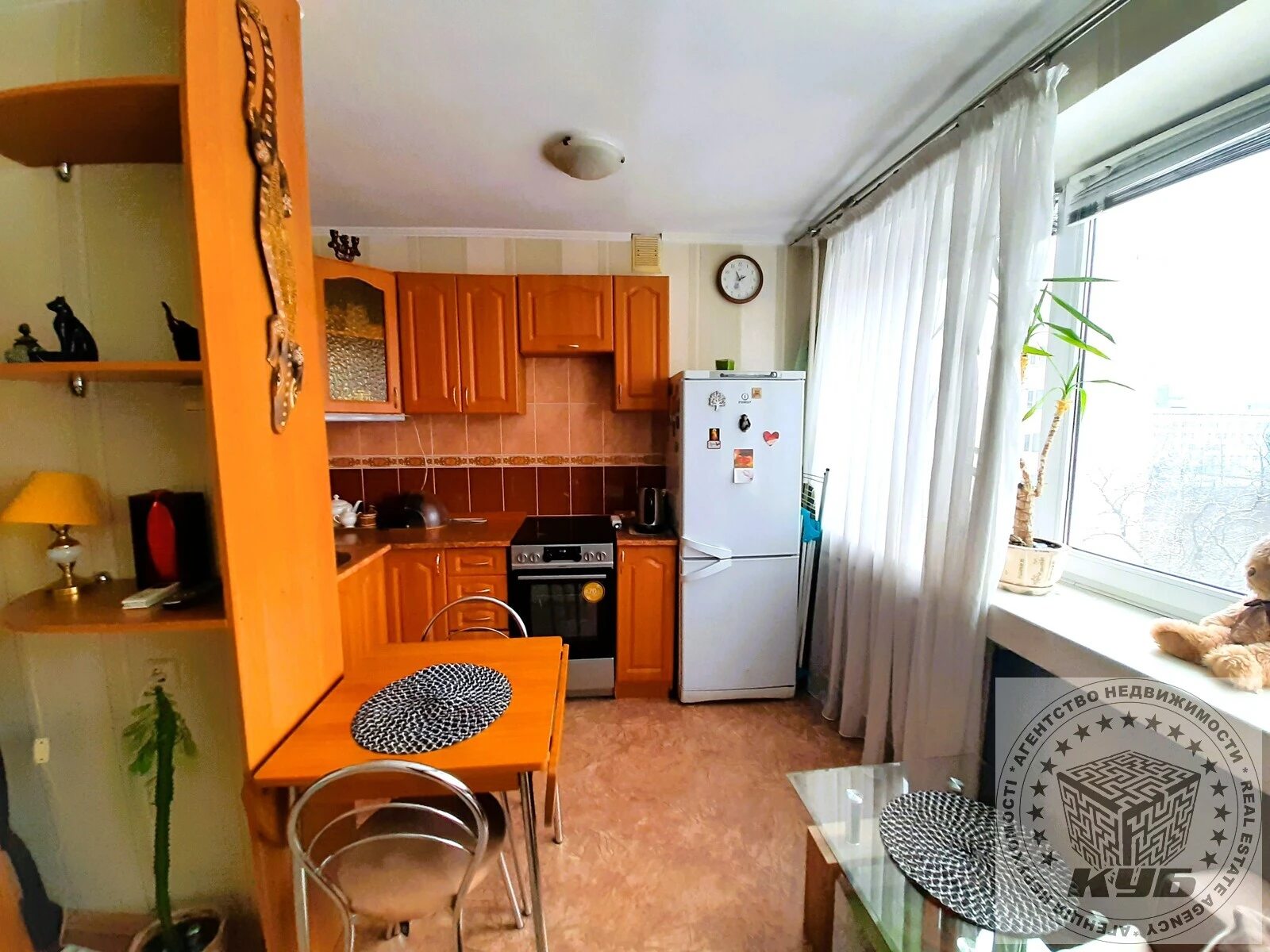 Apartments for sale. 1 room, 24 m², 6th floor/9 floors. 81, Verhovynna 81, Kyiv. 