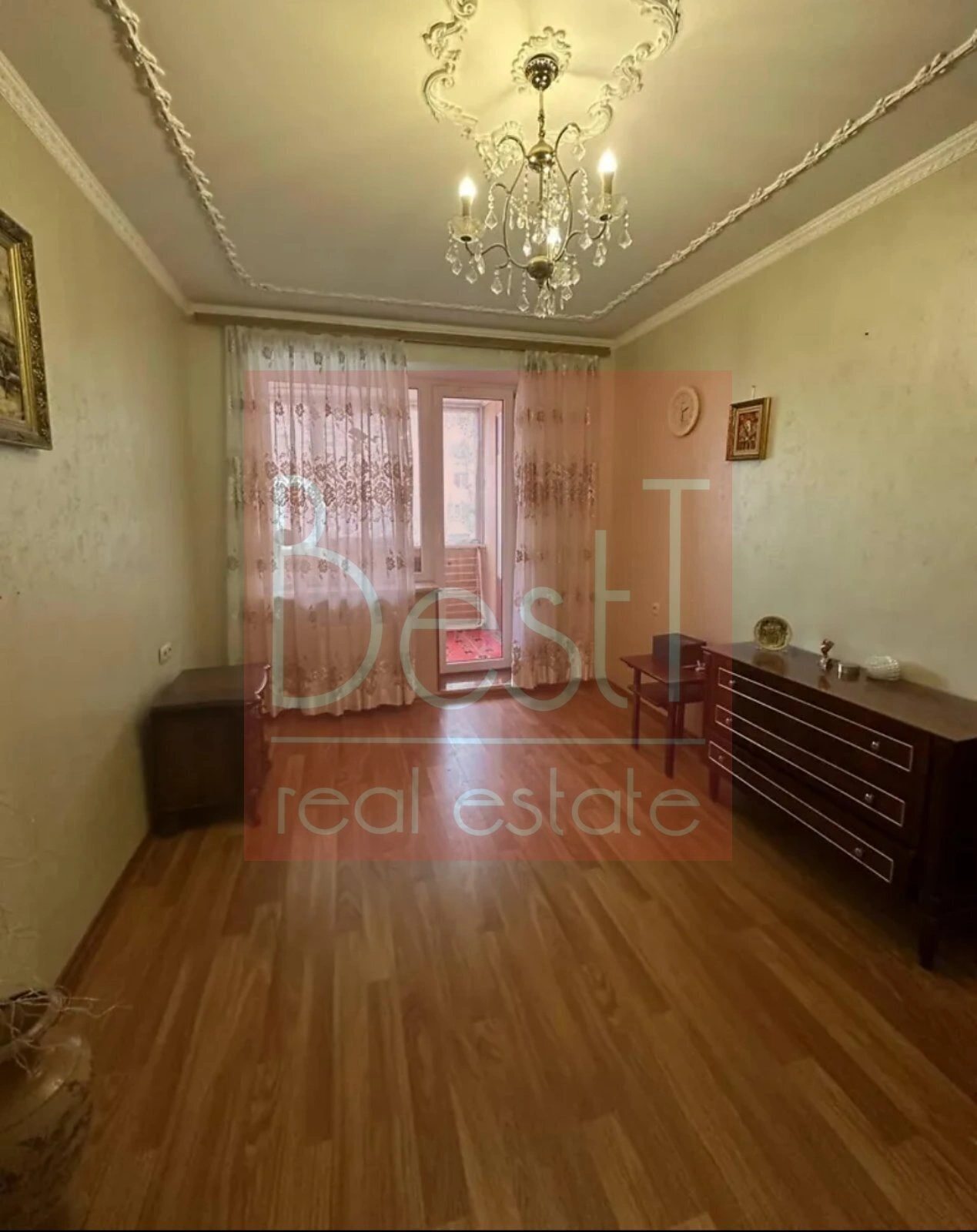 Продаж квартири. 2 rooms, 70 m², 3rd floor/11 floors. 24, Королева Академика , Одеса. 