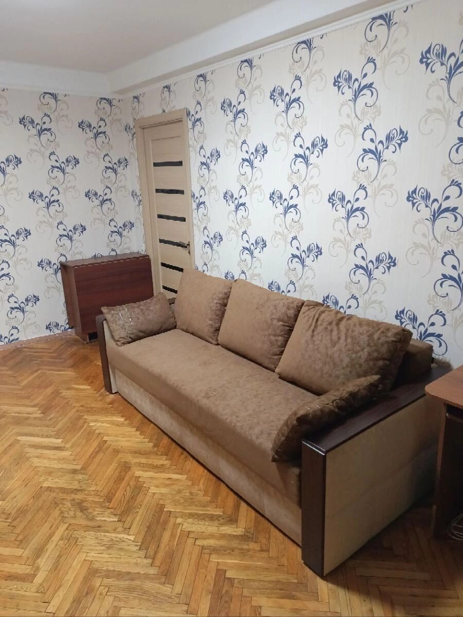 Здам квартиру. 2 rooms, 44 m², 3rd floor/5 floors. 10, Сосніних Сім’ї 10, Київ. 
