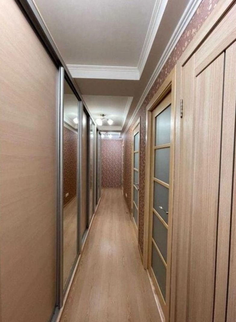 Продаж квартири. 3 rooms, 65 m², 3rd floor/9 floors. 11, Кавказька 11, Київ. 