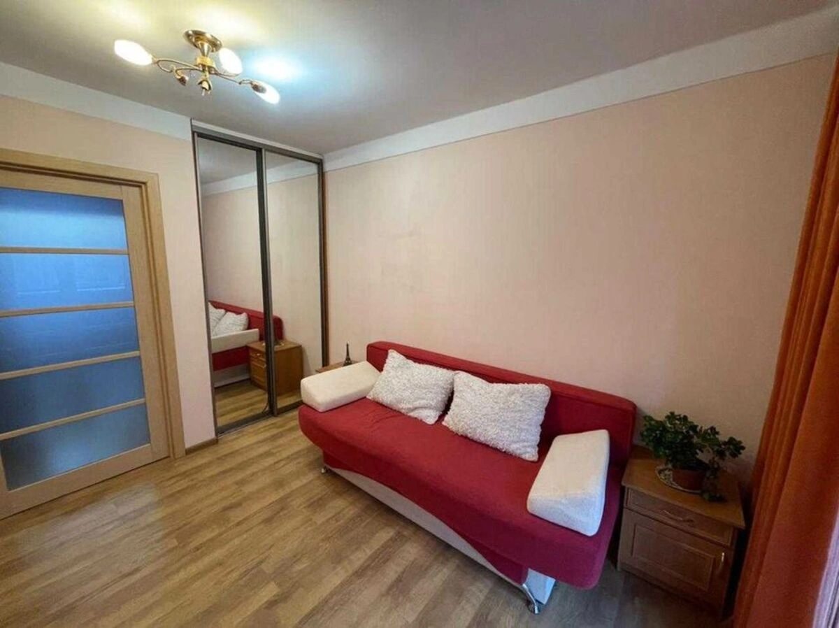 Продаж квартири. 3 rooms, 65 m², 3rd floor/9 floors. 11, Кавказька 11, Київ. 