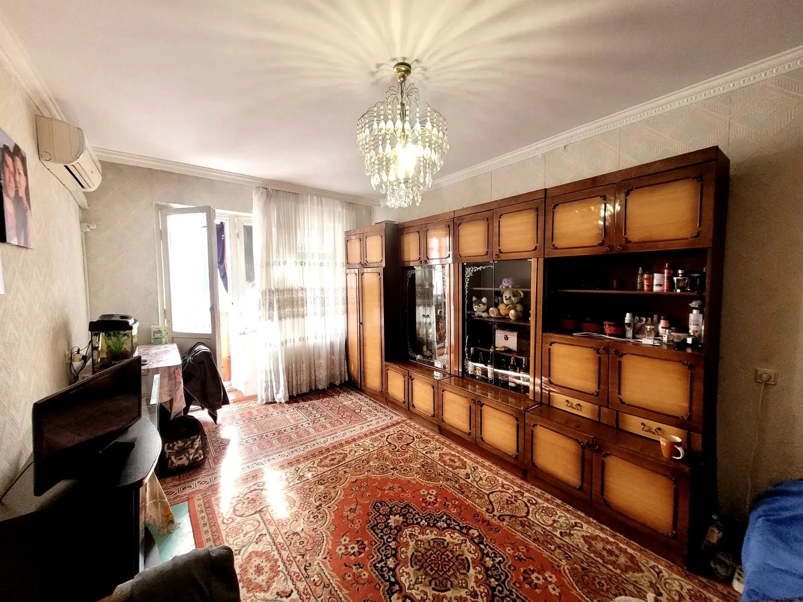 Apartments for sale. 1 room, 34 m², 2nd floor/9 floors. 32, Koroleva Akademyka , Odesa. 