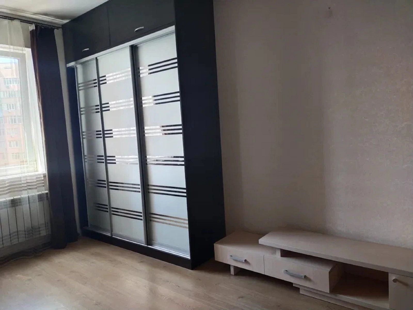Продаж квартири. 1 room, 44 m², 5th floor/16 floors. 3, Небесной Сотни проспект (Маршала Жукова), Одеса. 