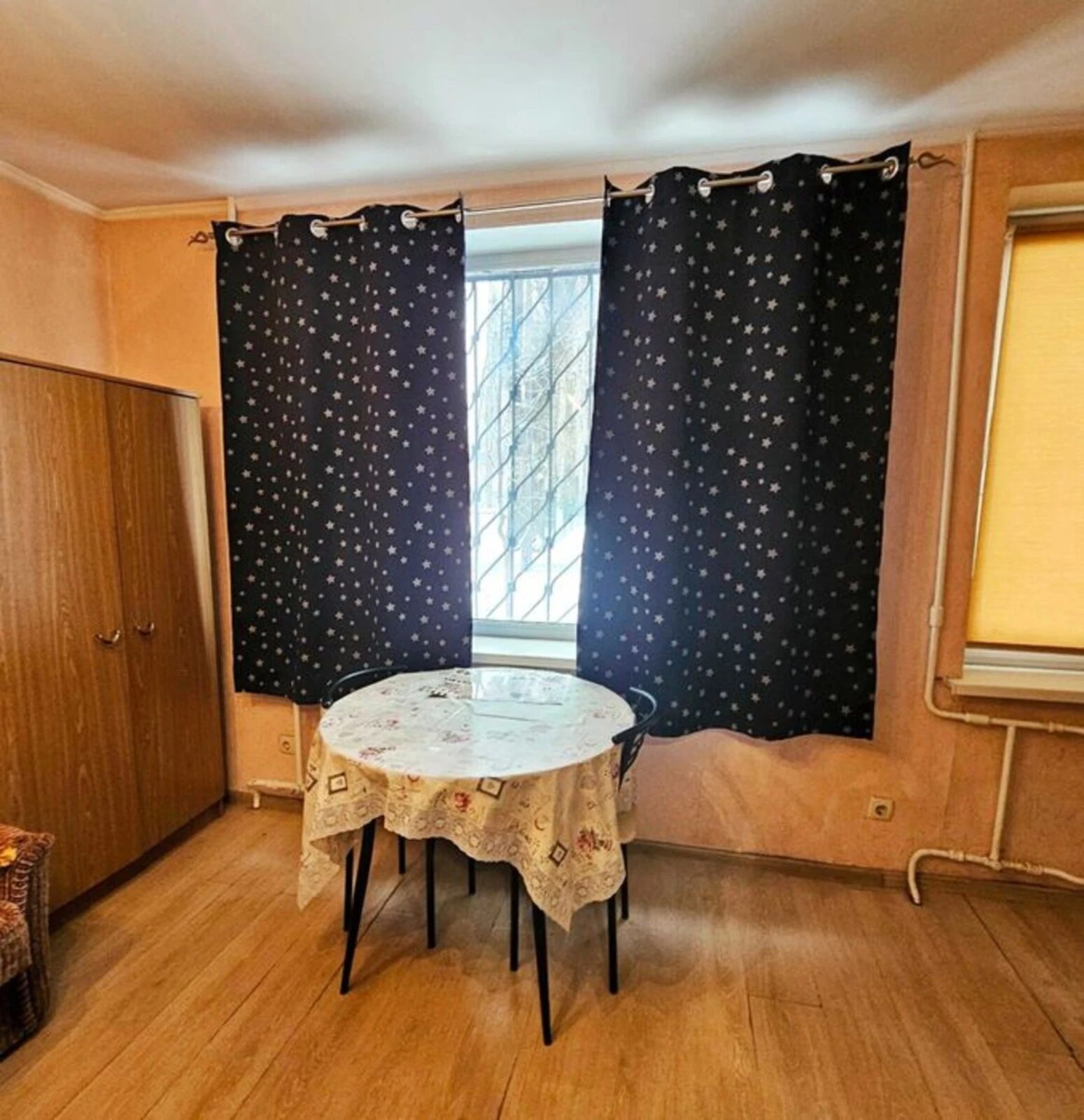 Apartments for sale. 1 room, 22 m², 1st floor/9 floors. 6, Pyrohivskoho , Kyiv. 