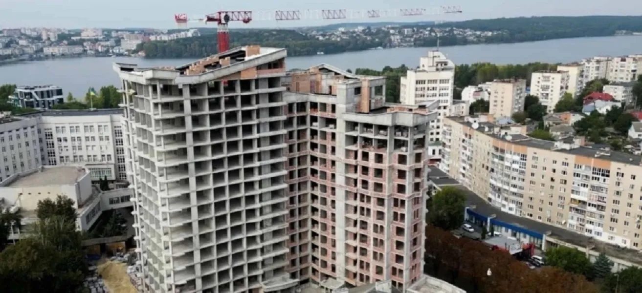 Apartments for sale. 2 rooms, 63 m², 6th floor/16 floors. Tsentr, Ternopil. 
