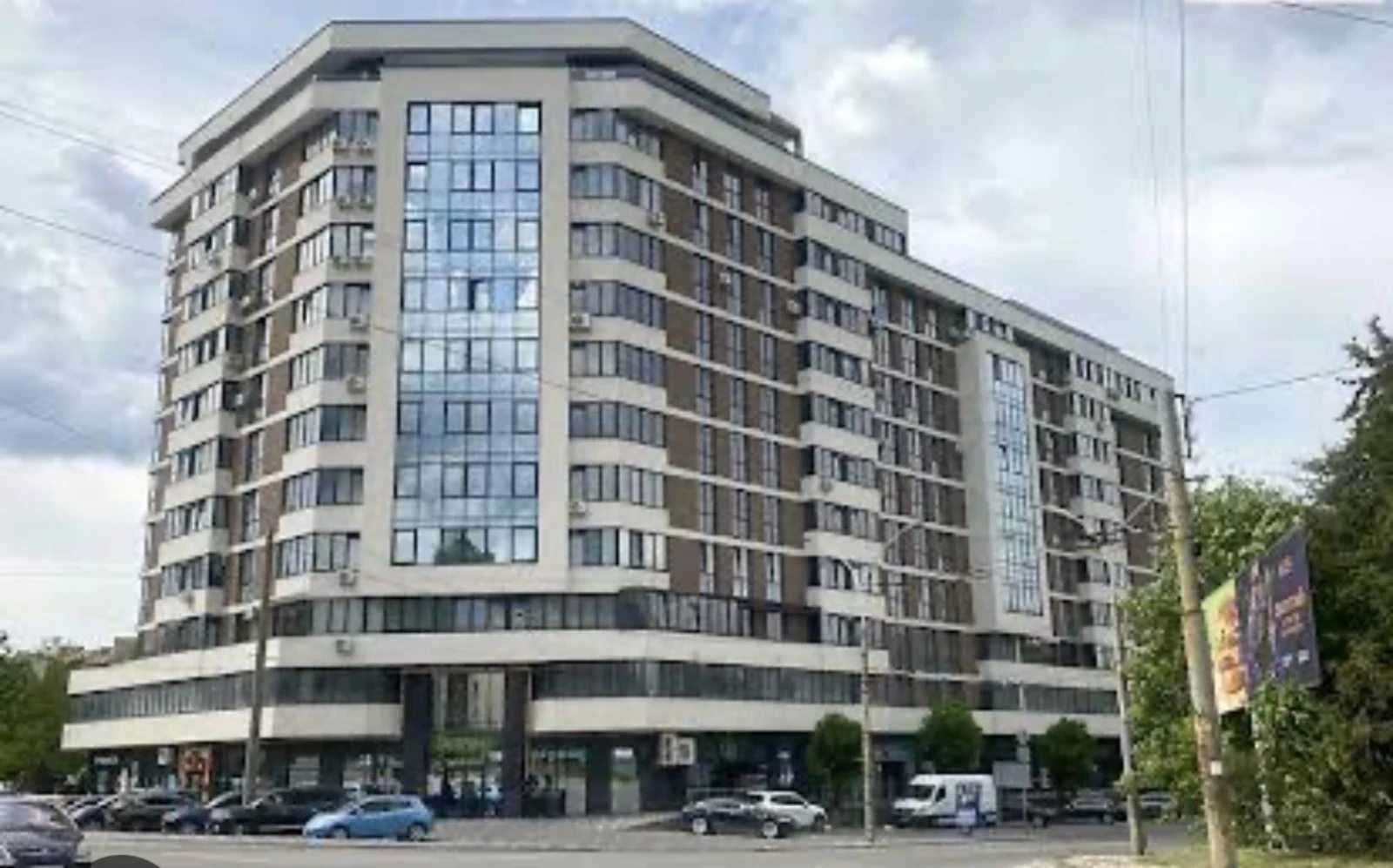 Apartments for sale 3 rooms, 103 m², 2nd fl./11 floors. Дружба, Ternopil. 