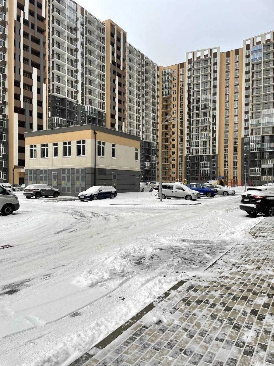 Apartments for sale. 1 room, 45 m², 12 floor/16 floors. 148, Zabolotnoho , Kyiv. 