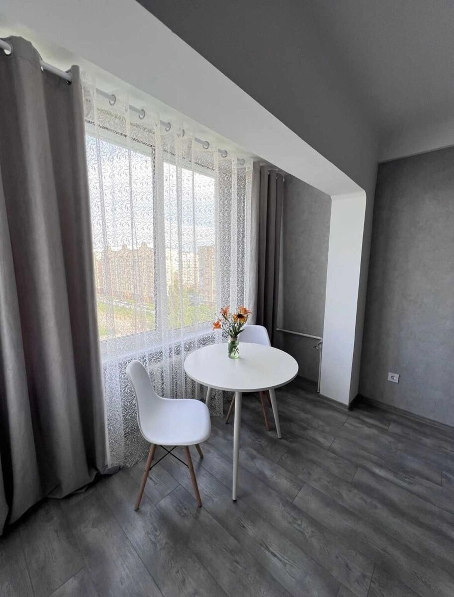 Apartments for sale. 1 room, 21 m², 9th floor/9 floors. 6, Metrologichna 6, Kyiv. 