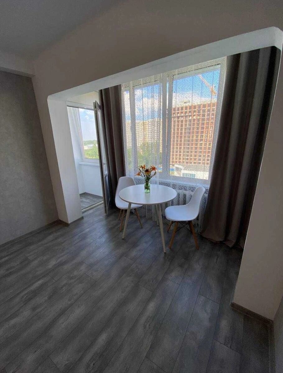 Продаж квартири. 1 room, 21 m², 9th floor/9 floors. 6, Метрологічна 6, Київ. 