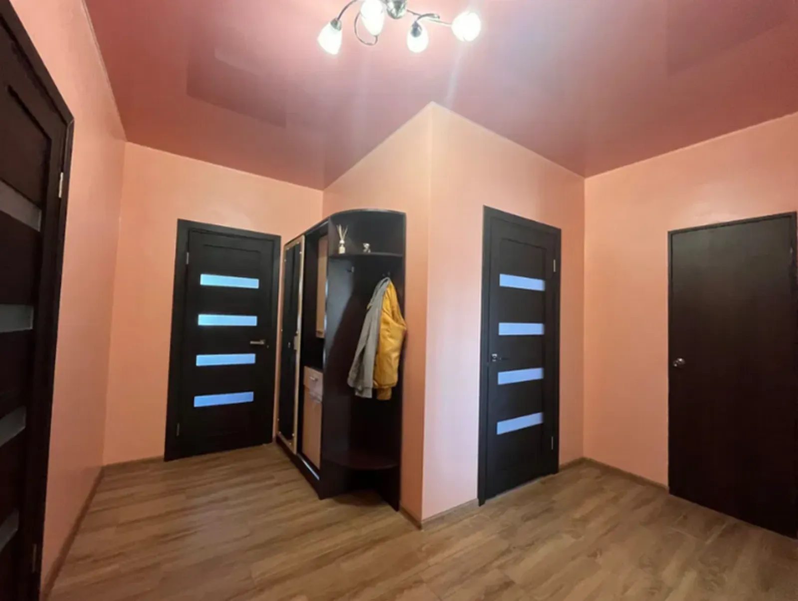 Продаж квартири. 2 rooms, 69 m², 6th floor/6 floors. Дружба, Тернопіль. 