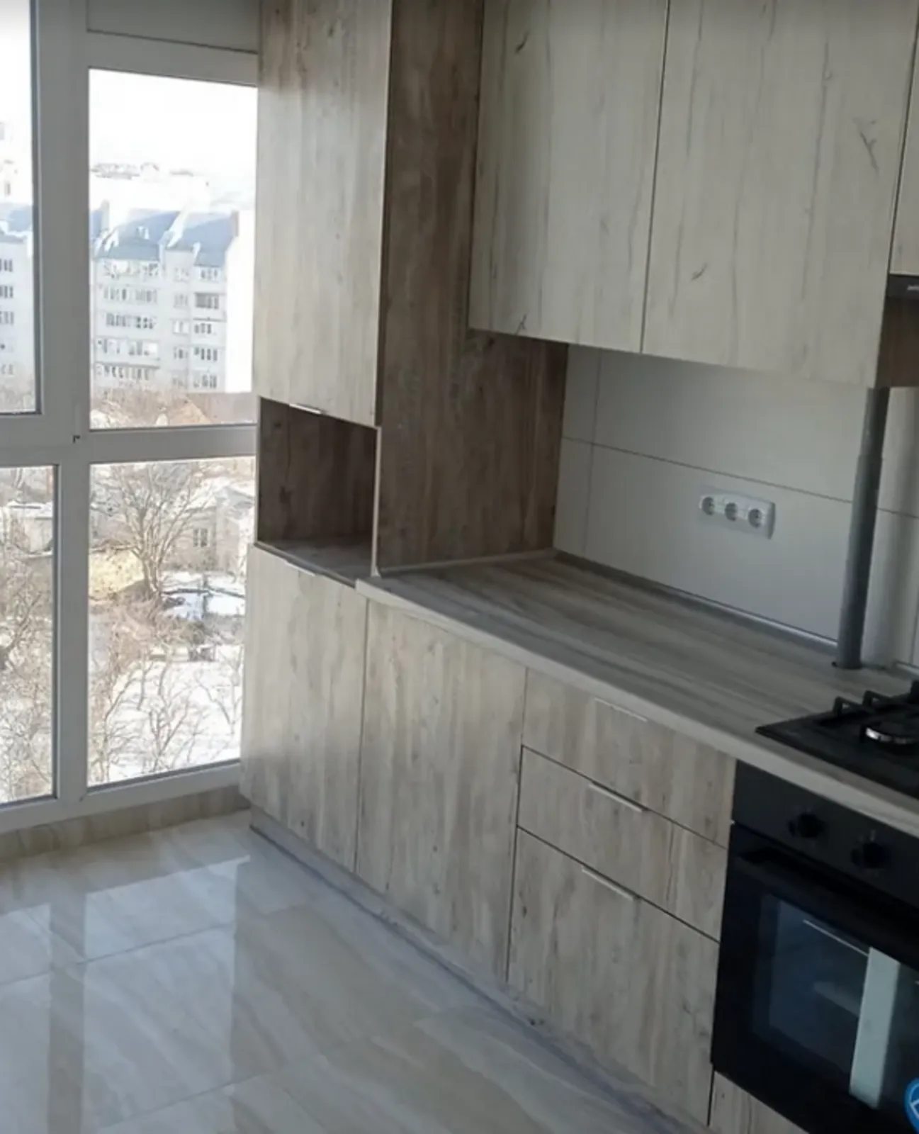 Apartments for sale. 1 room, 46 m², 10th floor/11 floors. Obolonya, Ternopil. 