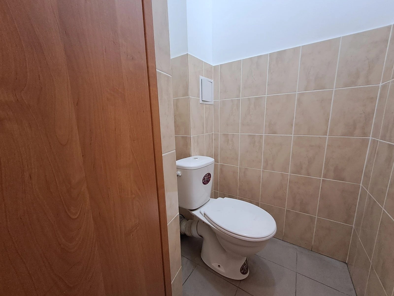 Продам нерухомість під комерцію 454 m², 1 пов./10 поверхів. 3, Микулинецька вул., Тернопіль. 