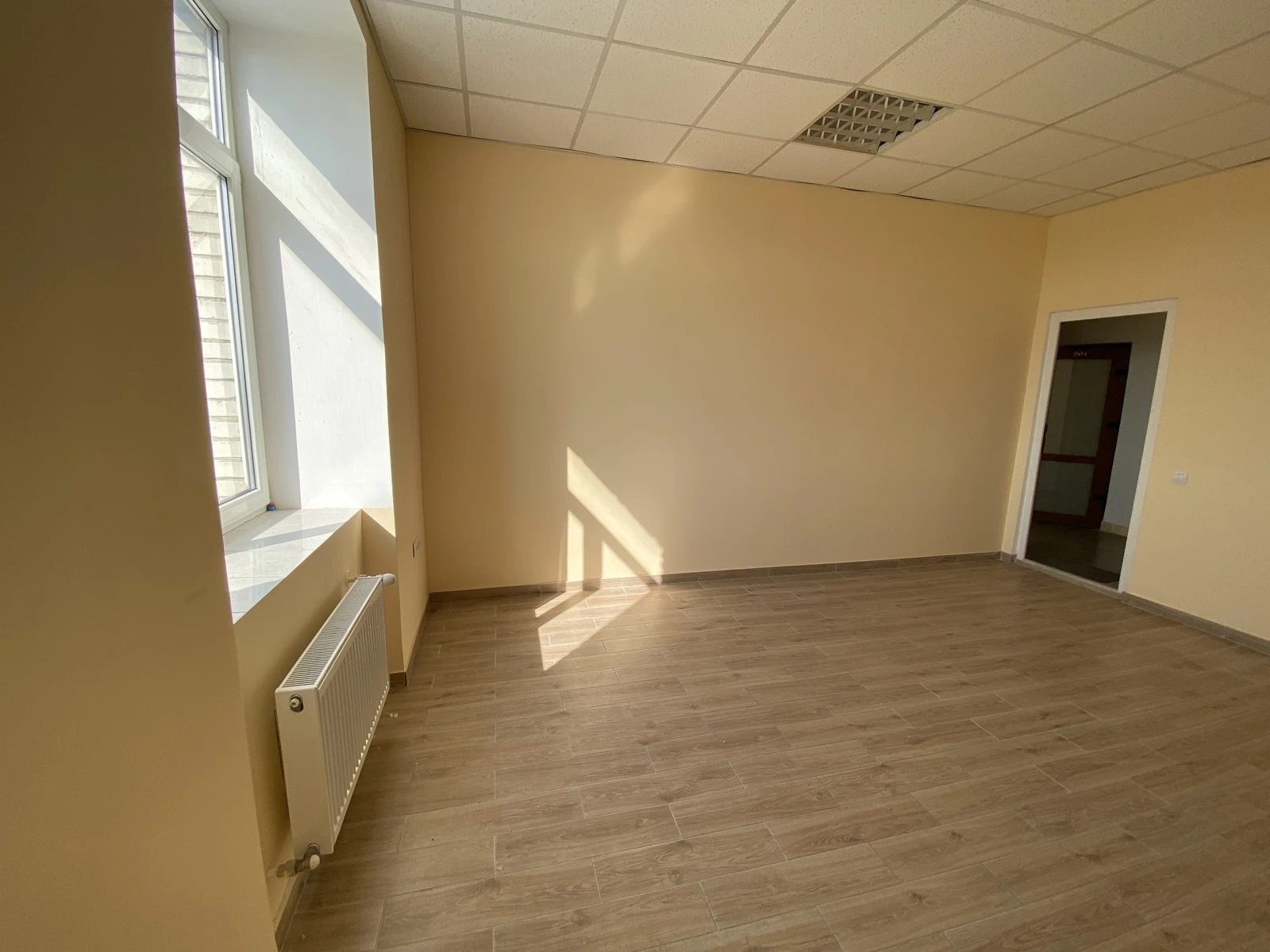 Продам нерухомість під комерцію. 41 m², 9th floor/10 floors. Центр, Тернопіль. 