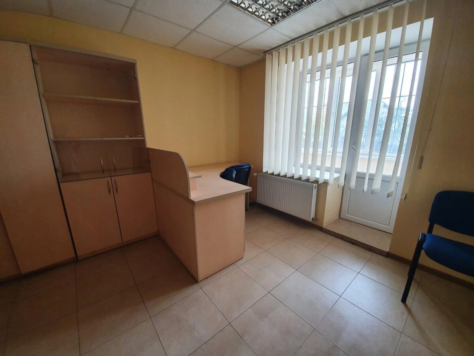 Продам нерухомість під комерцію 81 m², 1 пов./10 поверхів. Канада, Тернопіль. 