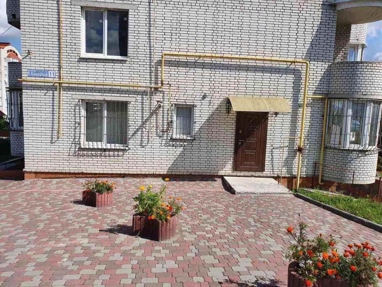 Продам нерухомість під комерцію 81 m², 1 пов./10 поверхів. Канада, Тернопіль. 